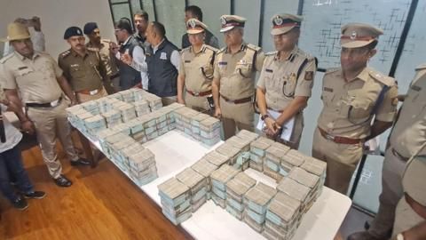 Three arrested in India after police crack $800,000 bank heist