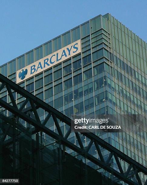 Banking giant to build major new tower at Canary Wharf