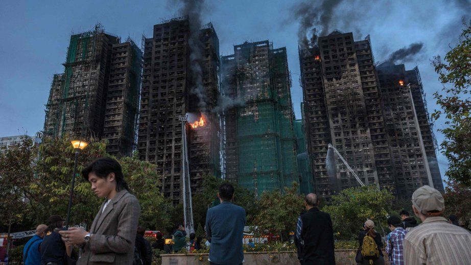 Hong Kong fire death toll rises to 146 as thousands pay respects