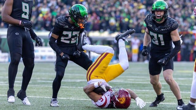 Oregon, Ole Miss and Virginia headline best Week 14 uniforms in college football