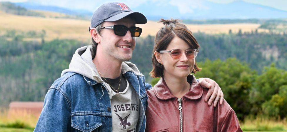 Wicked or Avatar? Hollywood gears up for Golden Globe nominations