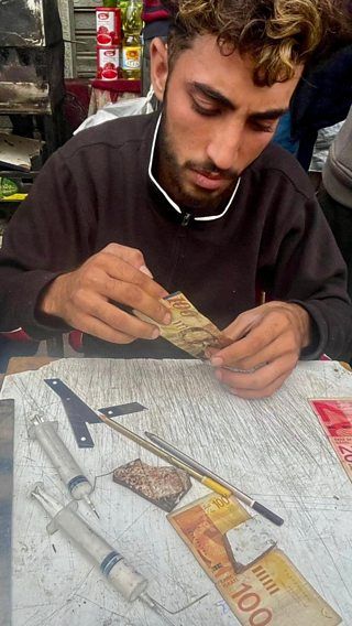 Why I spend hours painstakingly repairing banknotes